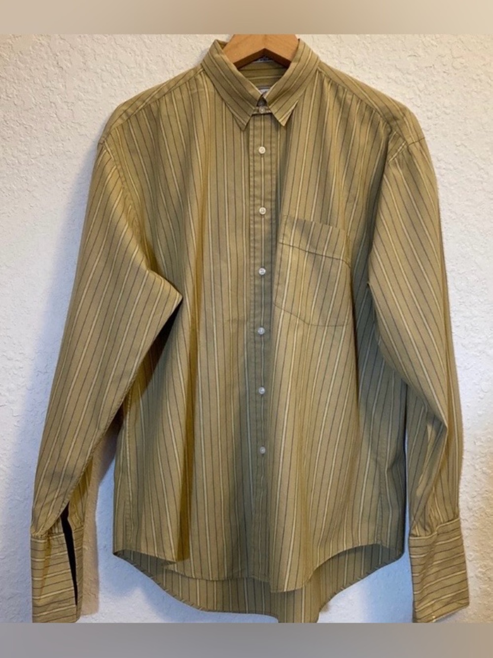 YVES SAINT LAURENT Men’s L/S Stripe Button-Up Shirt . Sz 17x 34/35